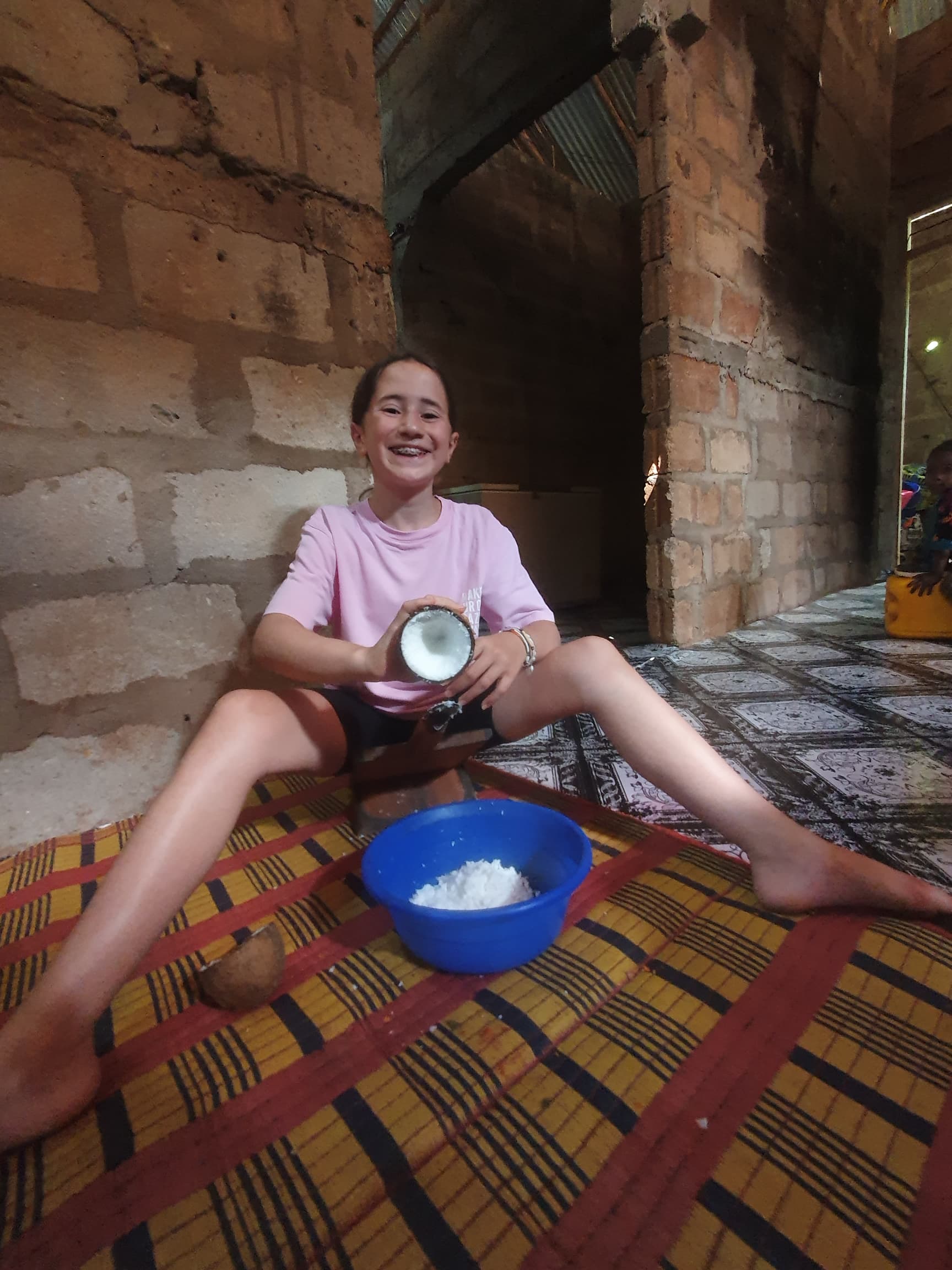 ZANZIBAR AUTHENTIQUE VISITE DE VILLAGE, ÉCOLE, ET REPAS CHEZ L’HABITANTE
